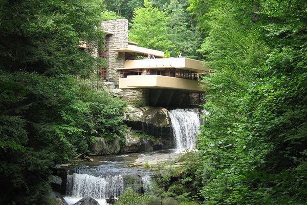 Fallingwater-frank-lloyd-wright Fallingwater frank lloyd wright 10 Great Architectural Lessons from Frank Lloyd Wright