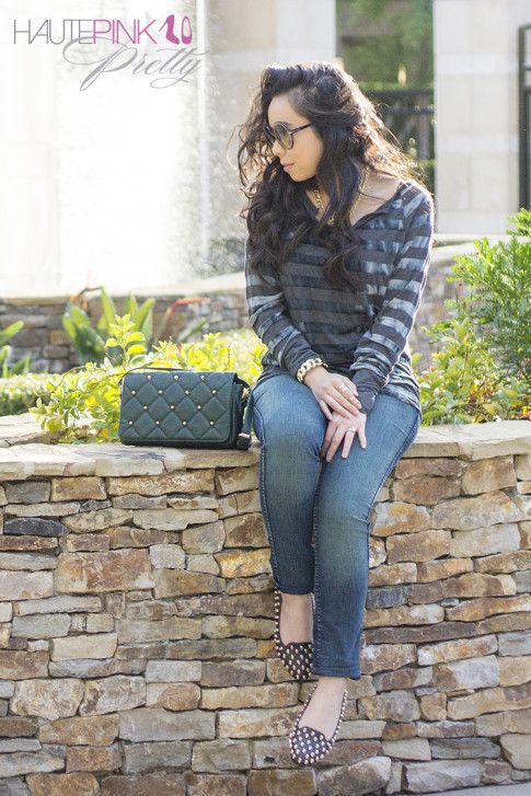 www.HautePinkPretty.com - An Dyer wearing Michael Stars Aurora Wash Long Sleeve Raglan Henley, Bleulab Reversible Jeans, Jeffrey Campbell Skulltini, Lulus Point Sized Studded Green Purse, Tom Ford Carrie Sunglasses, Glint & Gleam 2 in 1 Knuckle Ring Set & Chunky Gold Chain Cuff ShopLately, Luxe Moda Lion Head Lioness Necklace