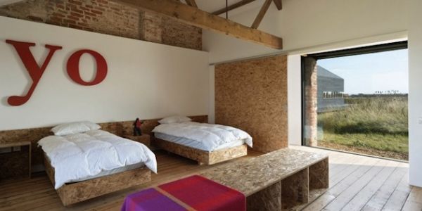 15 Contemporary Transformed Barn Homes (14) 15 Contemporary Transformed Barn Homes (14)