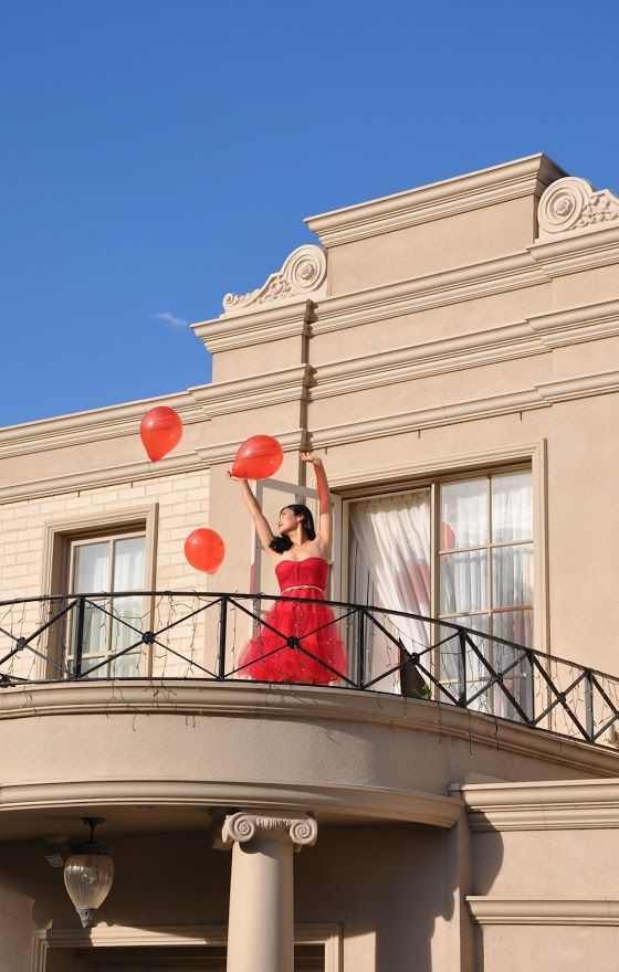 red-dress-christmas6.jpg