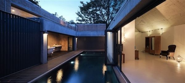 Thailand's Wonderwall Home is Open to the Elements (3)