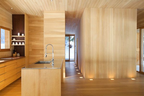 La Luge modern cottage 10 Perpetual Holiday Atmosphere : La Luge Residence in Quebec