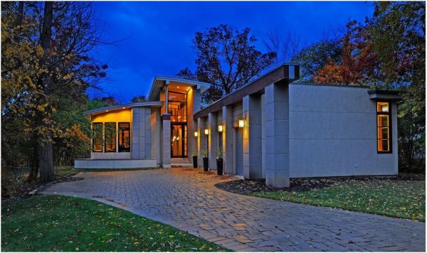 neighborhoods night How to Choose the Right Neighborhood for You and Your Family