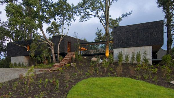 Ranco House Elton Lienz (2) Ranco House Elton Lienz 2 Welcoming Ranco House in Chile Showcasing Charming Rustic Details
