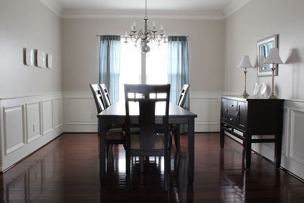 raised panel wainscoting 10 Creative Illusions Interior Decorators Use In Small Spaces